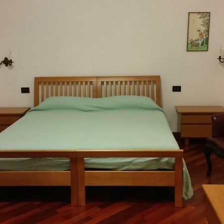Emi Apartment Bollate Kültér fotó