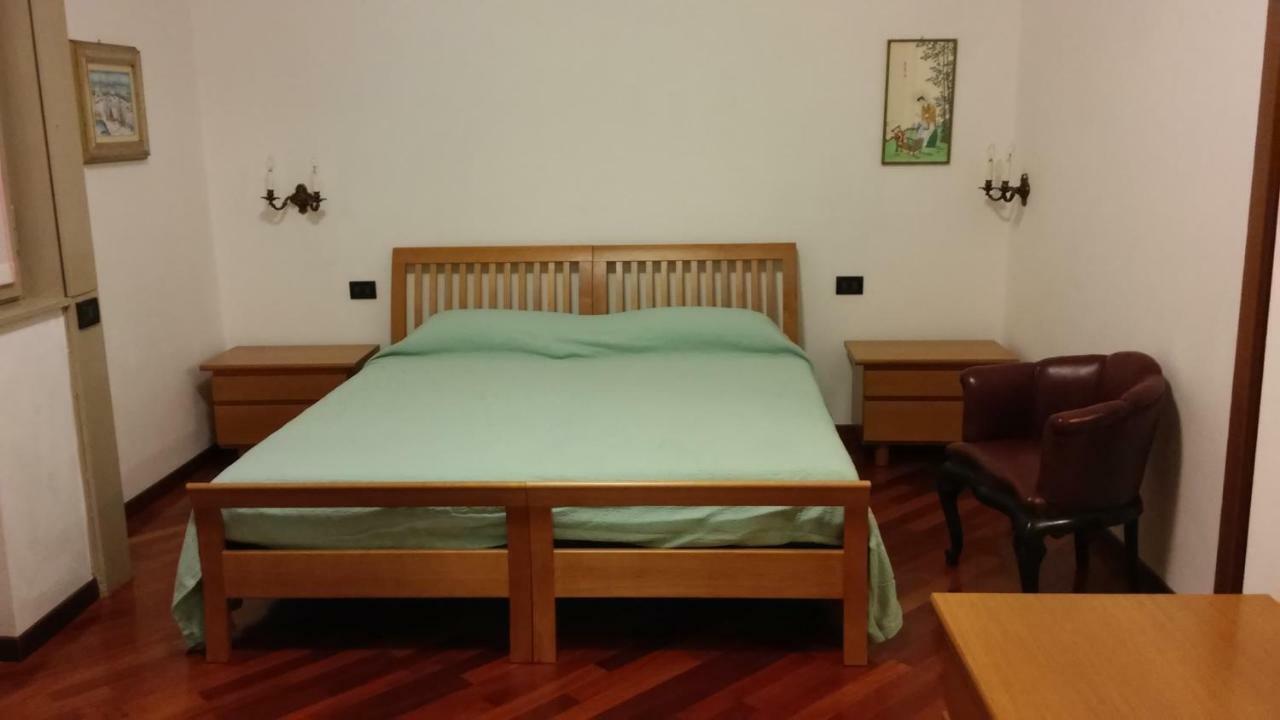 Emi Apartment Bollate Kültér fotó